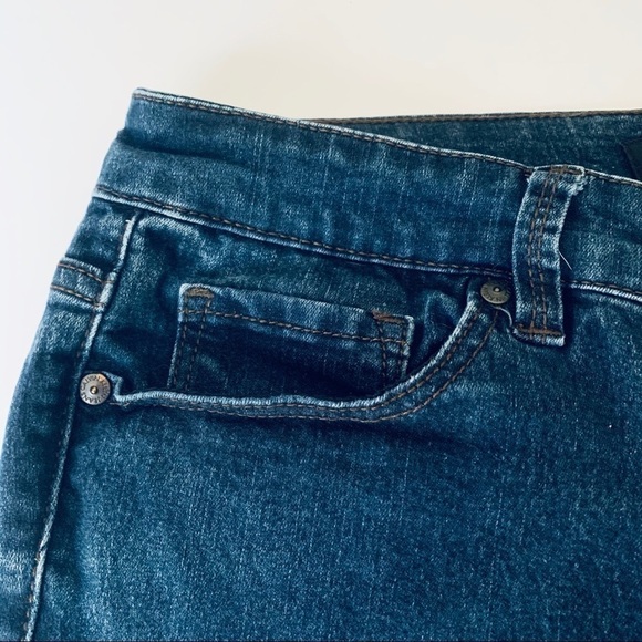 CALVIN Klein Mid Rise Jeans/ Size 6 - Picture 3 of 7